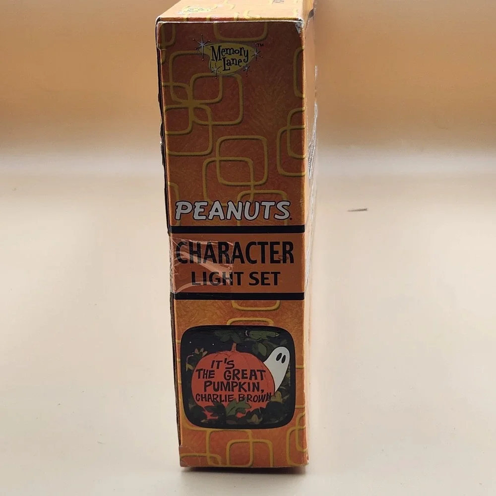 2003 Memory Lane Peanuts Charlie Brown Pumpkin Halloween Character Light Set NOS